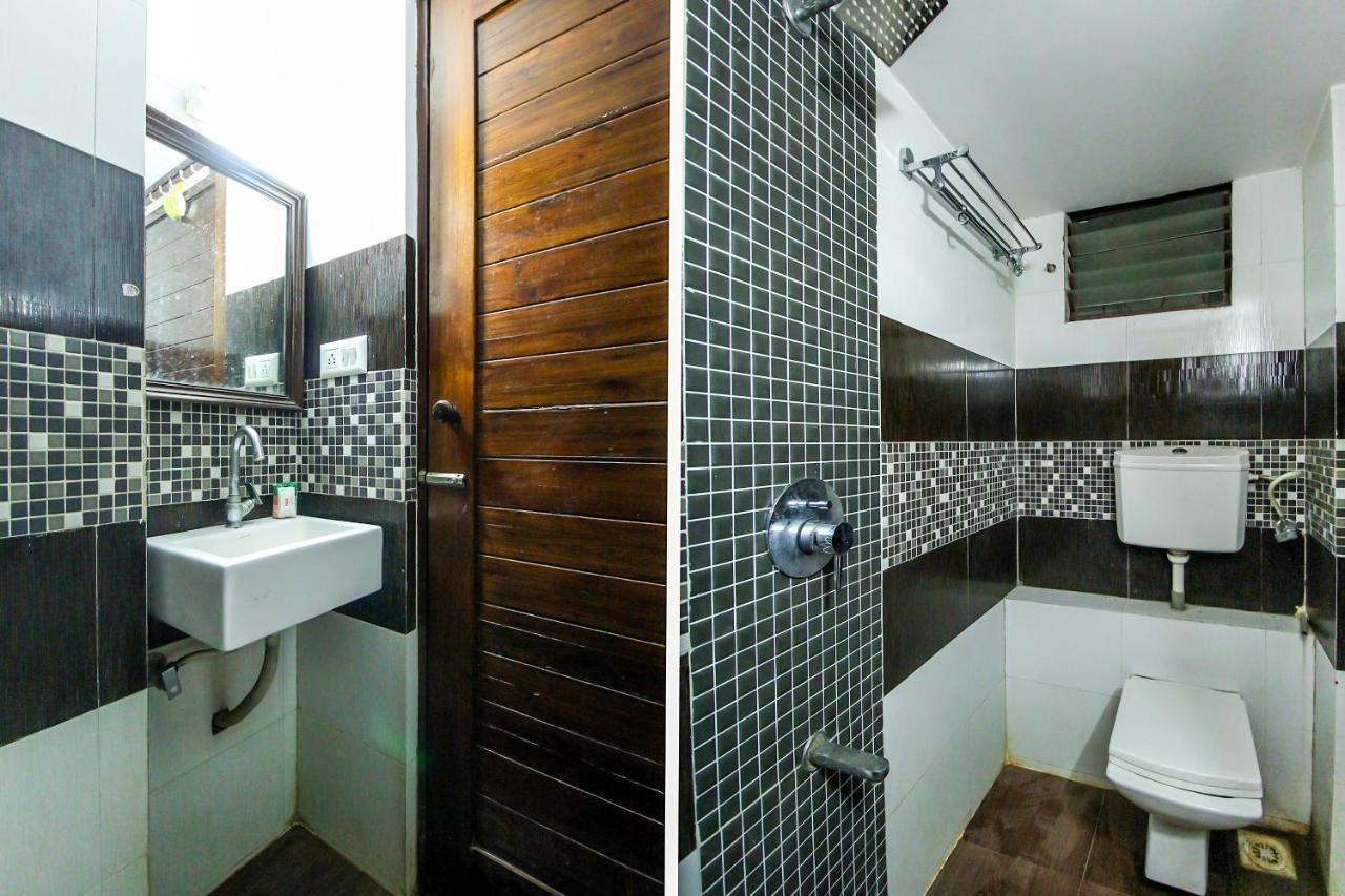 Hotel Seven Ahmedabad Exterior photo