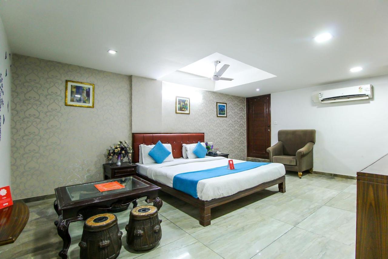 Hotel Seven Ahmedabad Exterior photo