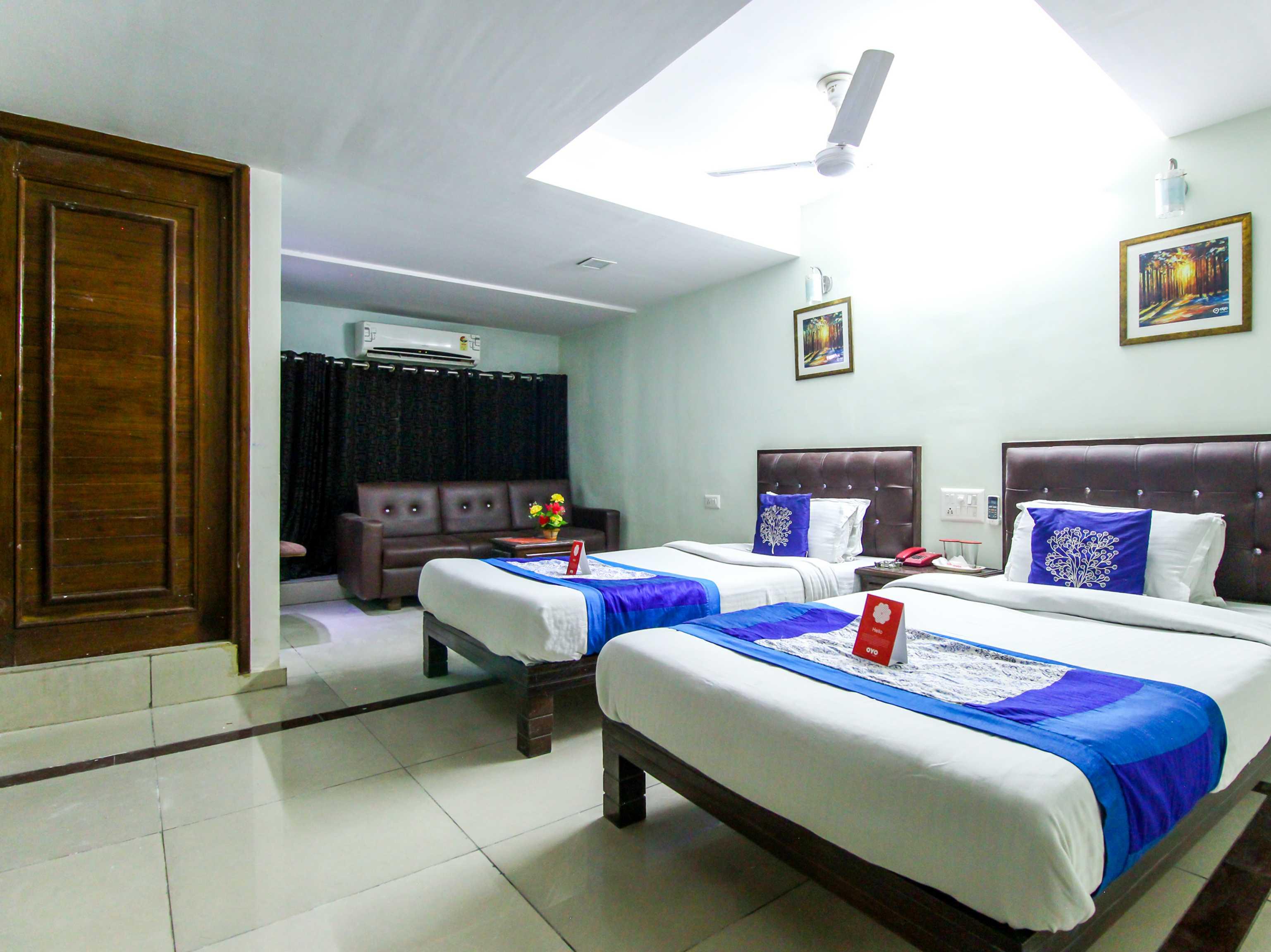 Hotel Seven Ahmedabad Exterior photo