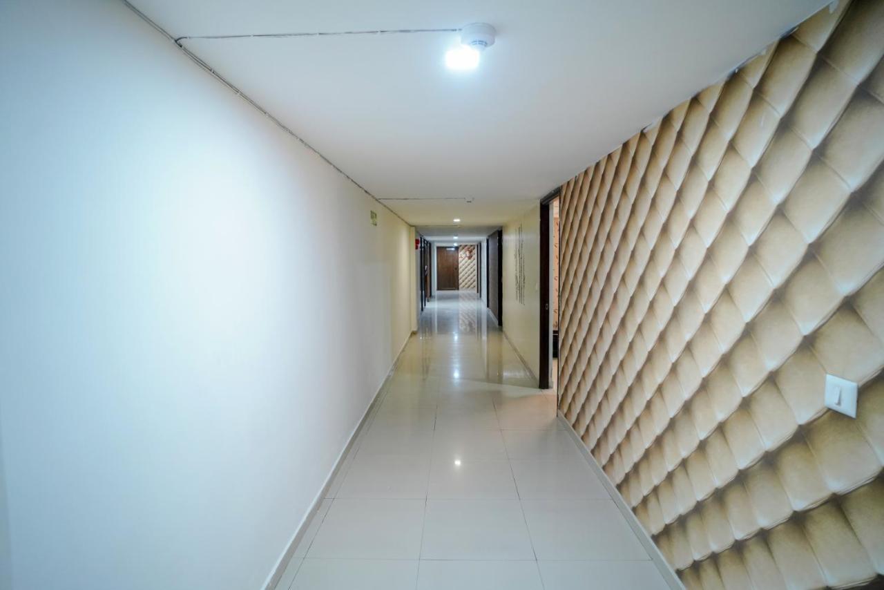 Hotel Seven Ahmedabad Exterior photo